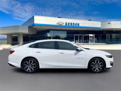 2022 Chevrolet Malibu FWD RS