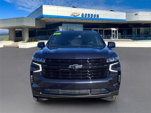 2023 Chevrolet Suburban RST