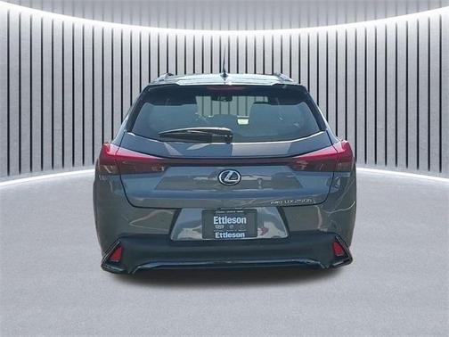 2023 Lexus UX 250h F SPORT Design