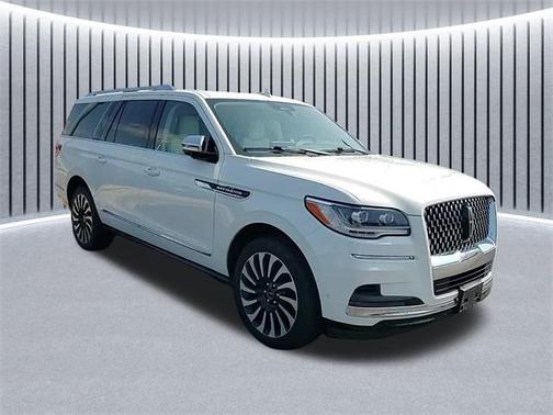 2022 Lincoln Navigator L Black Label