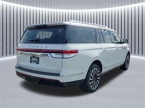 2022 Lincoln Navigator L Black Label