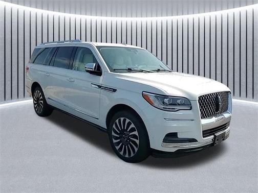 2022 Lincoln Navigator L Black Label