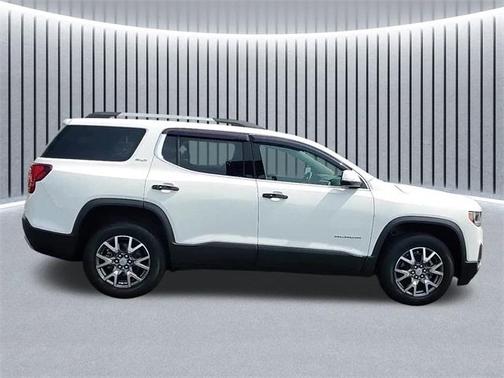 2022 GMC Acadia SLT