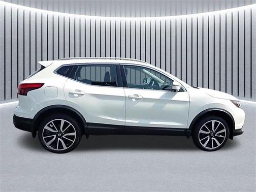 2017 Nissan Rogue Sport SL