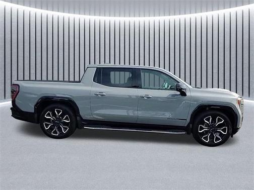 2024 GMC Sierra EV Denali