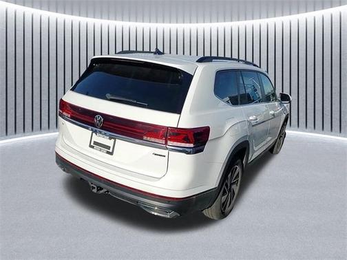 2024 Volkswagen Atlas 2.0T SE