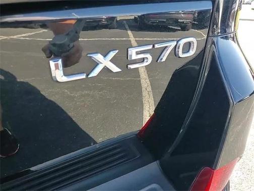 2021 Lexus LX 570 Three-Row