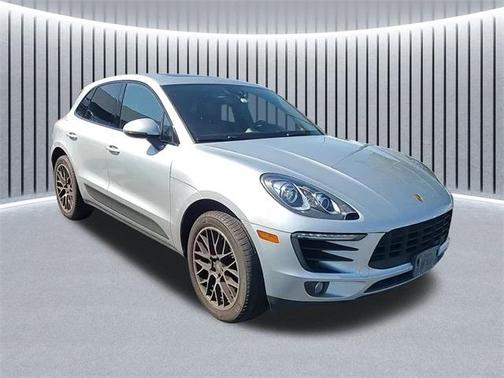 2018 Porsche Macan S