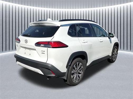 2024 Toyota Corolla Cross XLE
