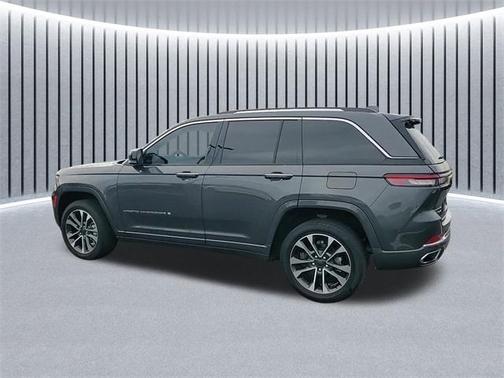 2022 Jeep Grand Cherokee Overland