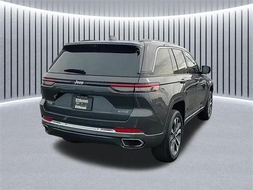 2022 Jeep Grand Cherokee Overland