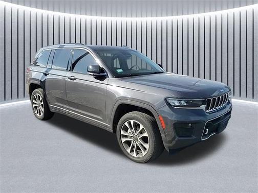 2022 Jeep Grand Cherokee Overland