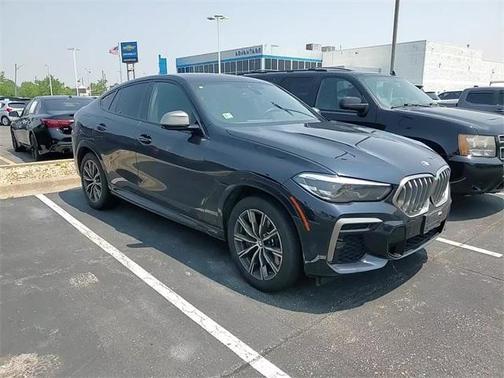 2023 BMW X6 M50i