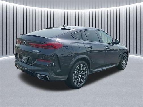 2023 BMW X6 M50i