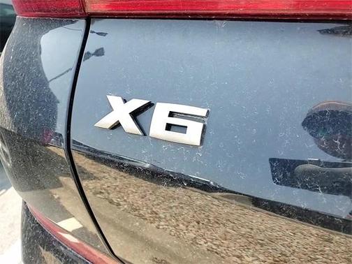 2023 BMW X6 M50i