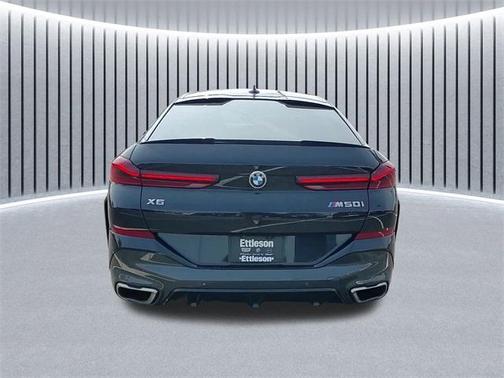 2023 BMW X6 M50i