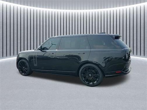 2025 Land Rover Range Rover P530 SE 7 Seat