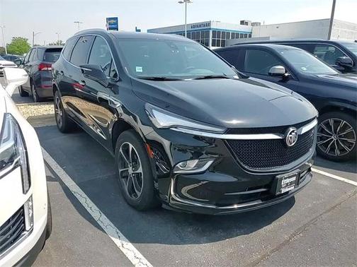 2022 Buick Enclave Essence