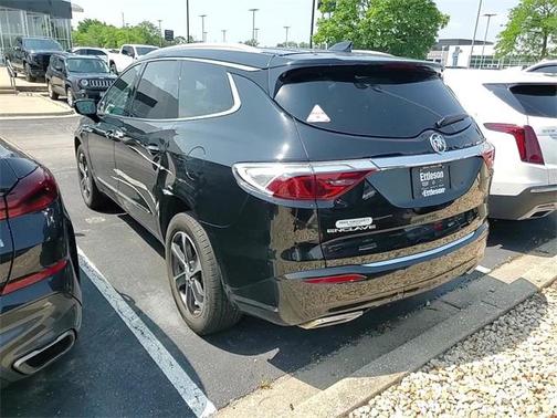 2022 Buick Enclave Essence