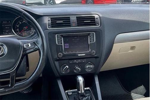 2017 Volkswagen Jetta 1.4T SE