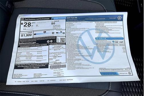 2025 Volkswagen Taos 1.5T SE
