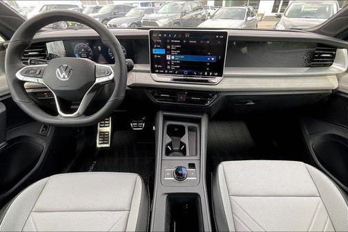 2025 Volkswagen Tiguan 2.0T SE R-Line Black 4MOTION