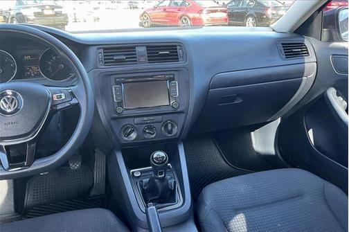 2015 Volkswagen Jetta Man S w/Technology