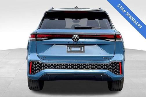 2025 Volkswagen Tiguan 2.0T SE R-Line Black 4MOTION