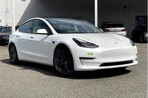 2021 Tesla Model 3 Standard Range Plus