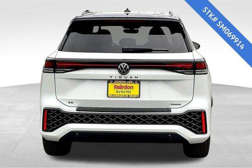 2025 Volkswagen Tiguan 2.0T SE R-Line Black 4MOTION