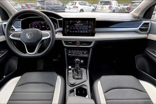 2025 Volkswagen Taos 1.5T SEL