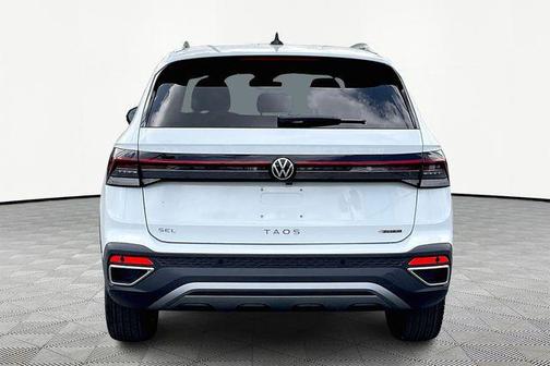 2025 Volkswagen Taos 1.5T SEL