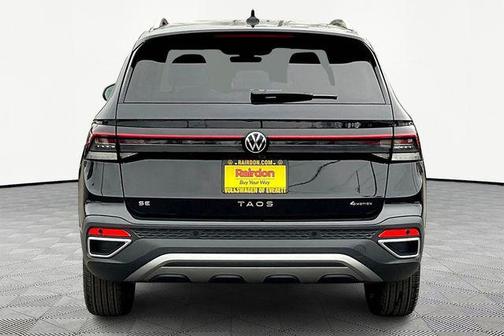 2025 Volkswagen Taos 1.5T SE