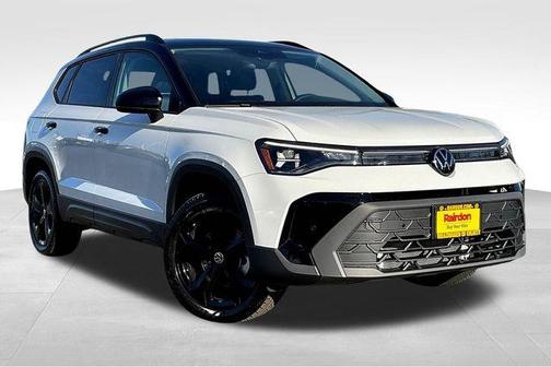 2025 Volkswagen Taos 1.5T SE Black