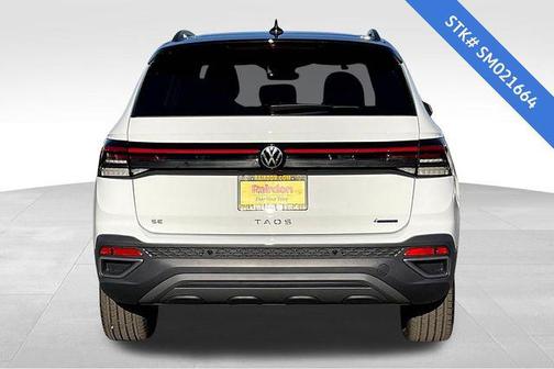 2025 Volkswagen Taos 1.5T SE Black