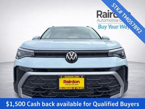 Monument Gray 2026 Volkswagen Taos SE