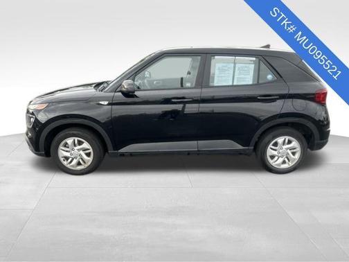 2021 Hyundai VENUE SE