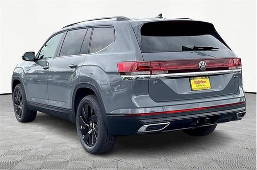 2025 Volkswagen Atlas 2.0T SE w/Technology 4MOTION