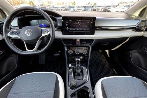 2025 Volkswagen Taos 1.5T S