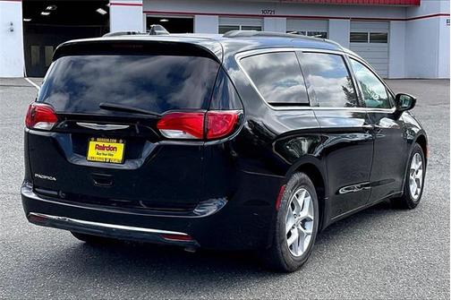 2018 Chrysler Pacifica Touring Plus