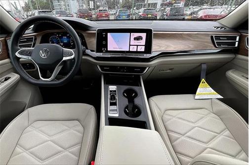 2025 Volkswagen Atlas 2.0T SE