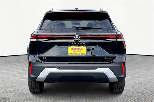 2025 Volkswagen Tiguan 2.0T SE 4MOTION