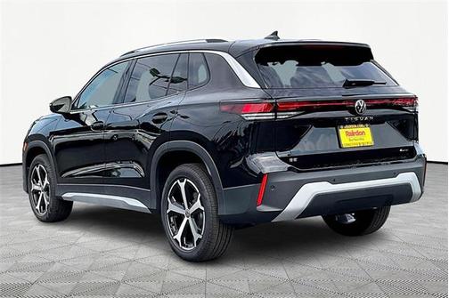 2025 Volkswagen Tiguan 2.0T SE 4MOTION