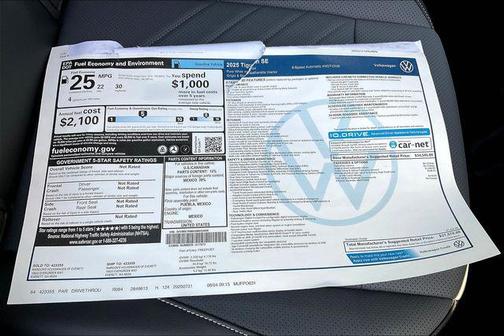 2025 Volkswagen Tiguan 2.0T SE 4MOTION