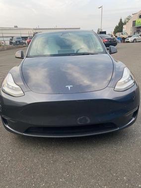 2021 Tesla Model Y Long Range Dual Motor All-Wheel Drive