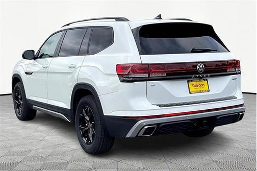 2025 Volkswagen Atlas 2.0T Peak Edition