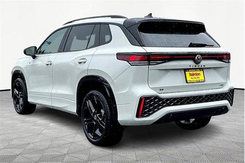 2025 Volkswagen Tiguan 2.0T SE R-Line Black 4MOTION