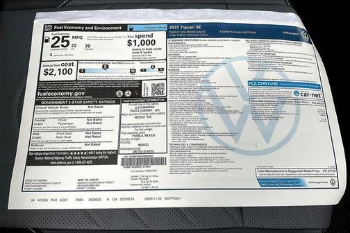 2025 Volkswagen Tiguan 2.0T SE 4MOTION