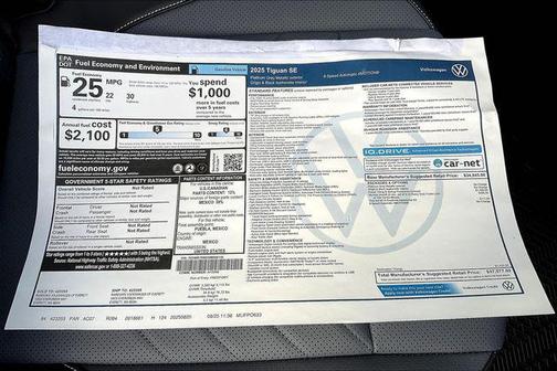 2025 Volkswagen Tiguan 2.0T SE 4MOTION