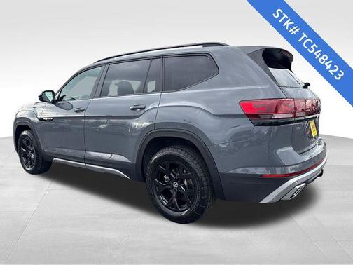 2026 Volkswagen Atlas Peak Edition